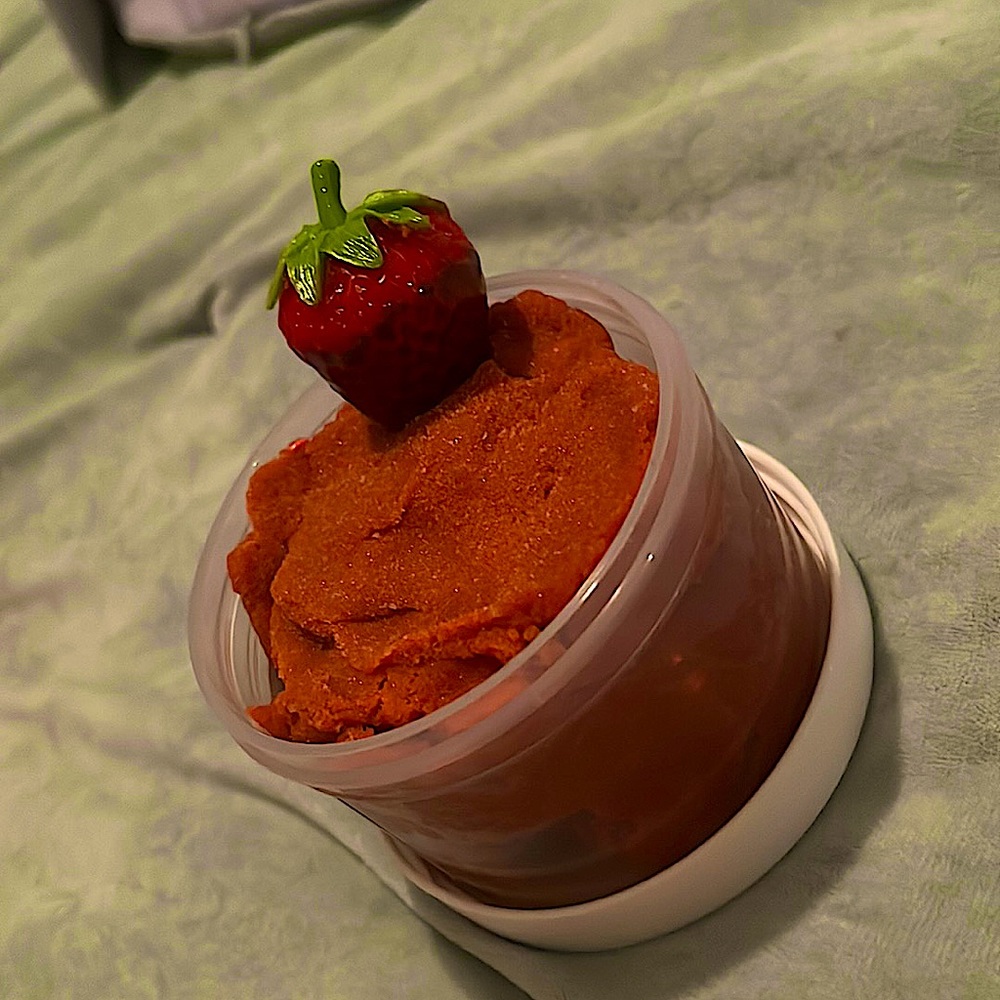 Snoop Slimes “Chocolate Strawberry Fluff” slime